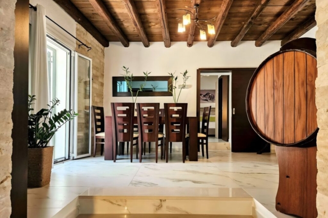 villa-claire-corfu-private-holiday-villa-interior-dining-area