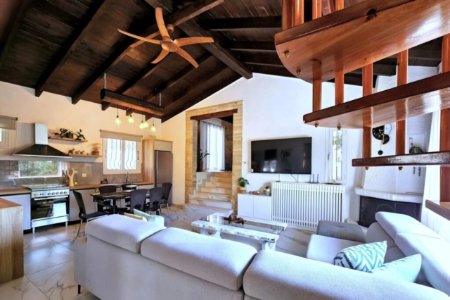 villa-claire-corfu-private-holiday-villa-interior-open-plan-area