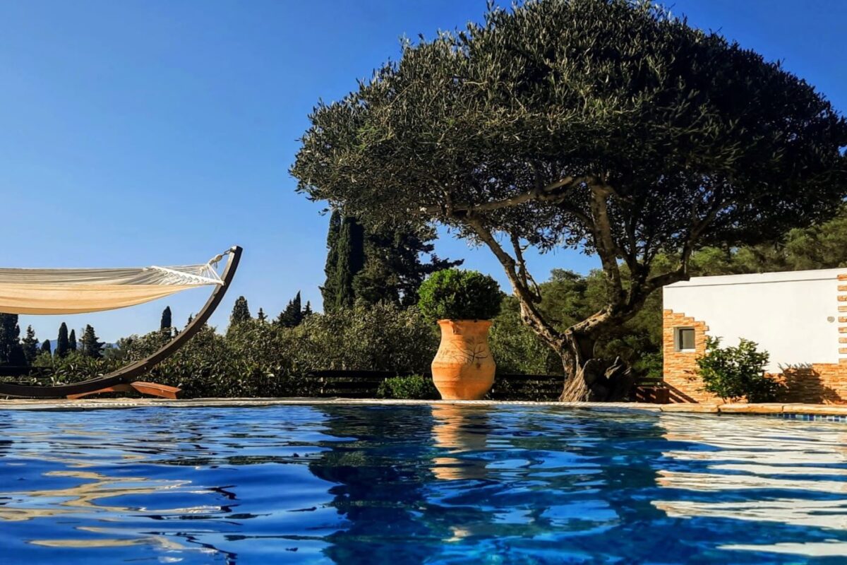 villa-claire-corfu-private-holiday-villa-pool