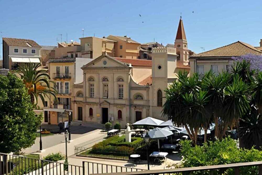 corfu-old-corfu-town-duomo-villa-claire