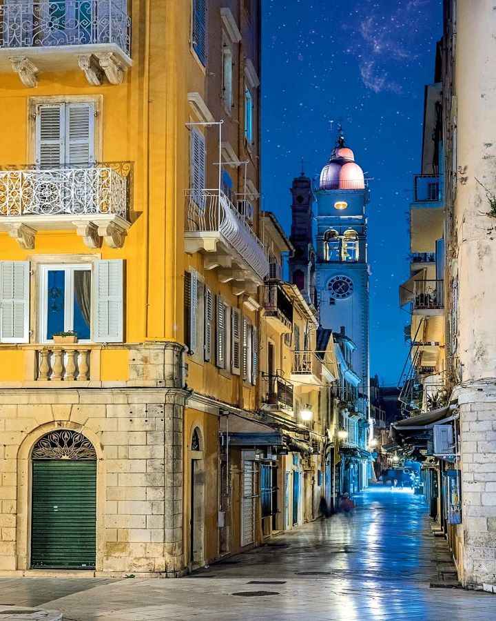 corfu-old-town-kantounia