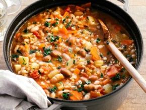 dishes-hearty-vegetable-barley-soup