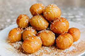 dishes-loukoumades