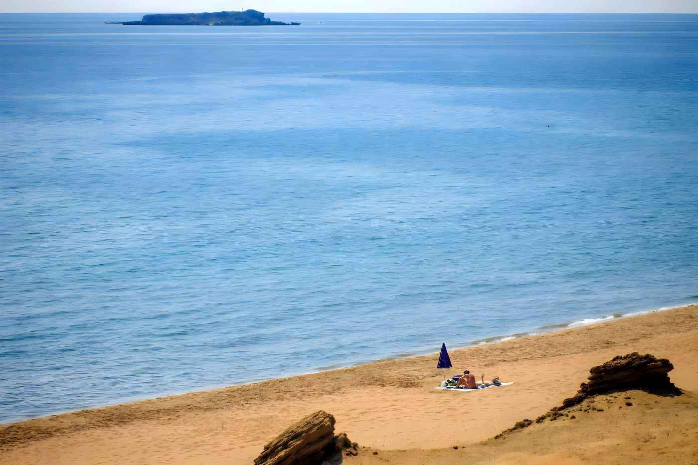 south-corfu-issos-beach